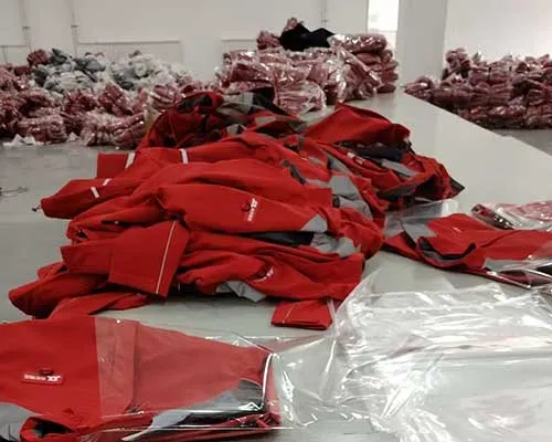 服装工厂定制最低起订量解析-汉唐世家专业指南