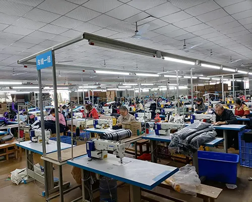 深圳服装工厂定制起订量及流程解析