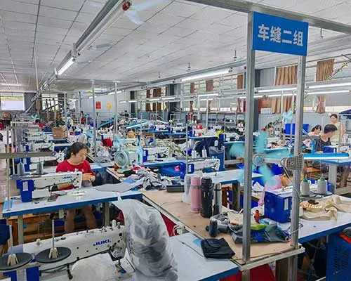 海南工作服定制如何选择厂家？深圳厂商服务解析