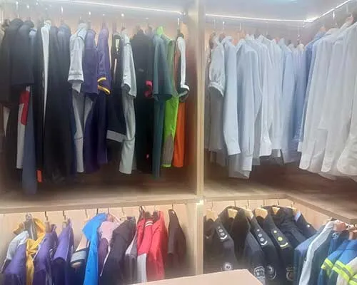 工作服印字印花合规指南：从法规到工艺的全流程解析